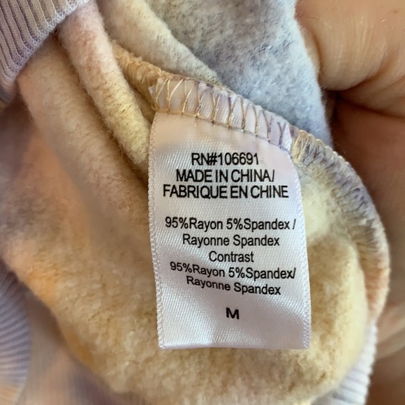 💕HP💕Young fabulous and broke tie dye pullover - Picture 11 of 12